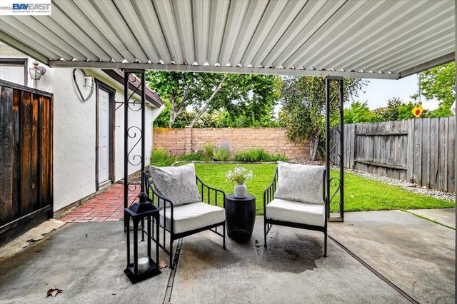 1939 De Vaca Way, Livermore, CA 94550