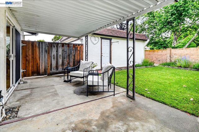 1939 De Vaca Way, Livermore, CA 94550