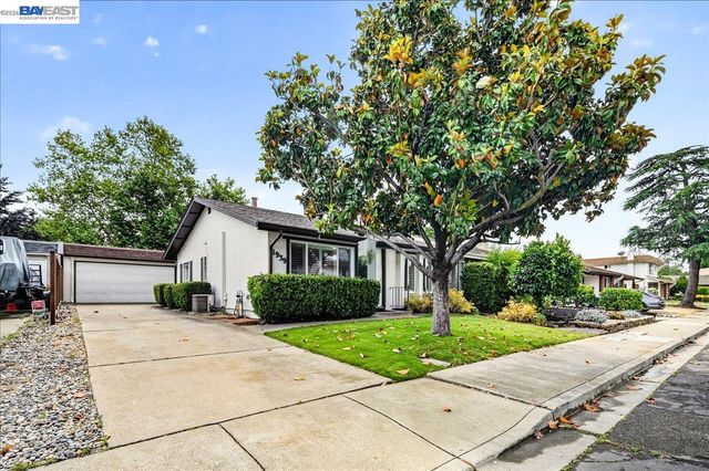 1939 De Vaca Way, Livermore, CA 94550