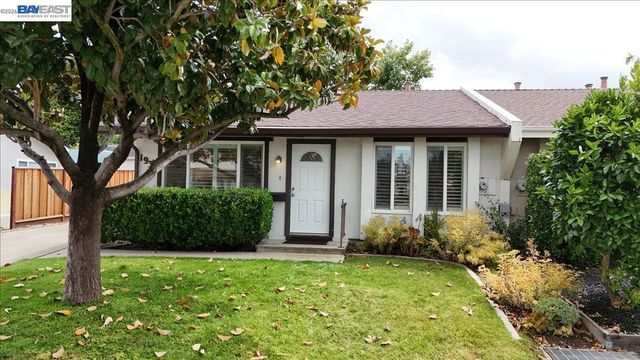 1939 De Vaca Way, Livermore, CA 94550