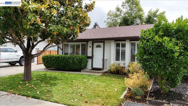 1939 De Vaca Way, Livermore, CA 94550