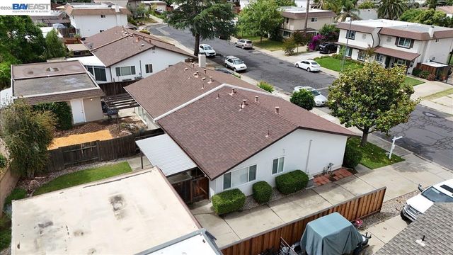 1939 De Vaca Way, Livermore, CA 94550