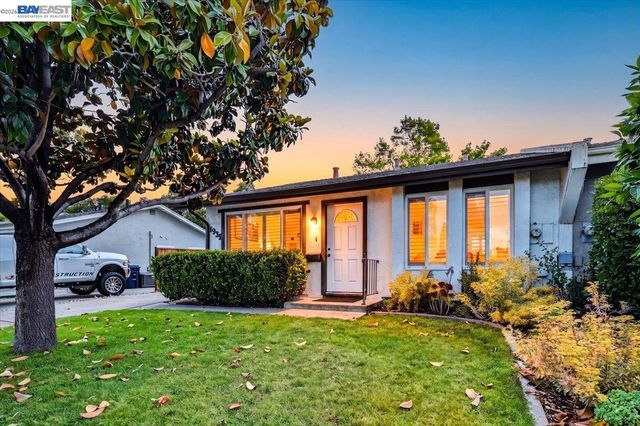 1939 De Vaca Way, Livermore, CA 94550