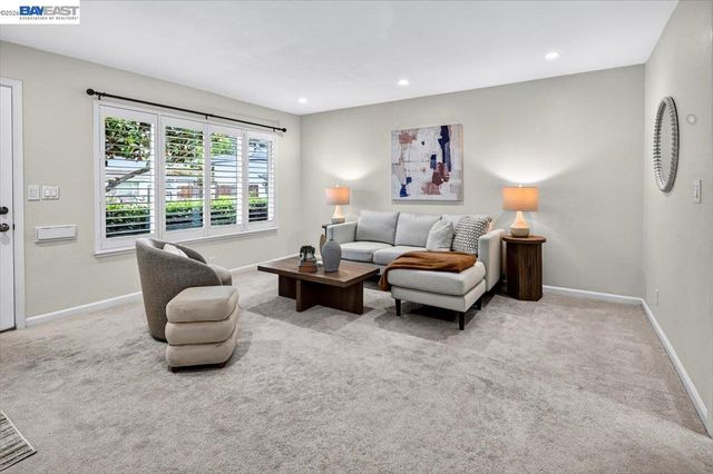 1939 De Vaca Way, Livermore, CA 94550