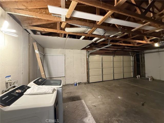 2892 Heller, Riverside, CA 92509