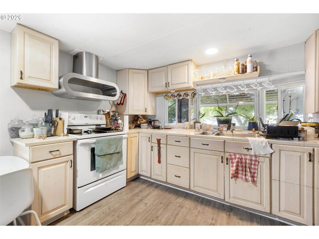 13201 Ne 44TH St 26, Vancouver, WA 98682