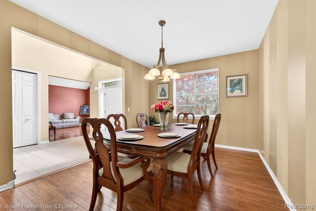26974 Debiasi Drive, Romulus, MI 48174