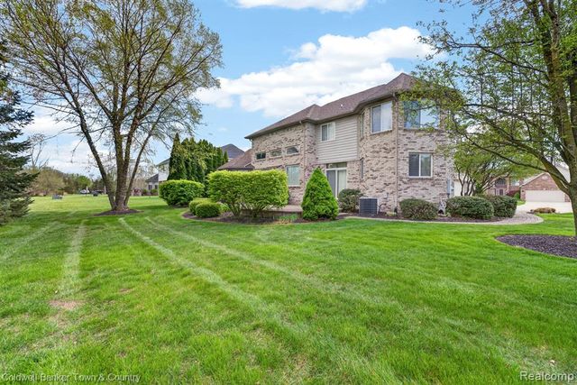 26974 Debiasi Drive, Romulus, MI 48174