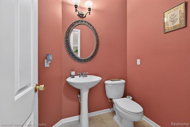 26974 Debiasi Drive, Romulus, MI 48174