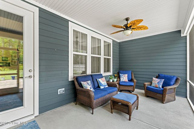 309 Livingston Court, Holly Ridge, NC 28445