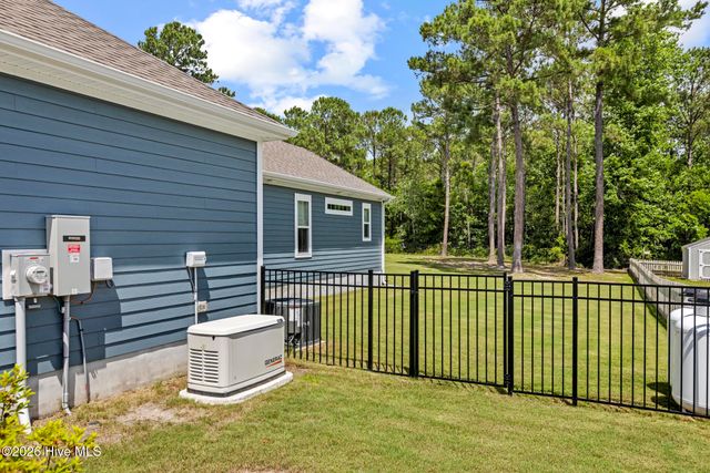 309 Livingston Court, Holly Ridge, NC 28445