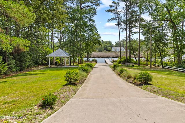309 Livingston Court, Holly Ridge, NC 28445