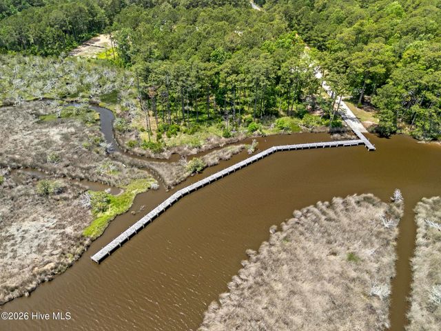 309 Livingston Court, Holly Ridge, NC 28445