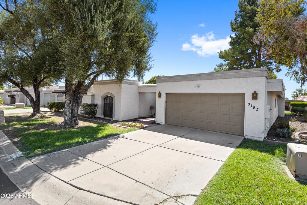 8185 E DEL CAVERNA Drive, Scottsdale, AZ 85258 — exterior