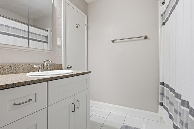 8518 Pool Creek Drive, Houston, TX 77095