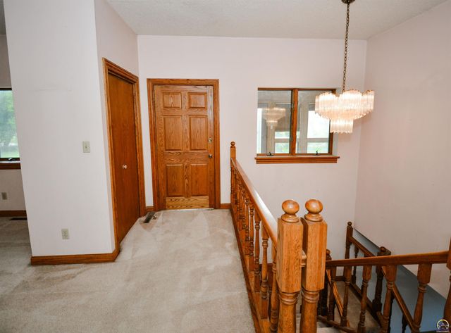 1212 Road 260, Emporia, KS 66801