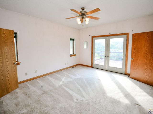 1212 Road 260, Emporia, KS 66801