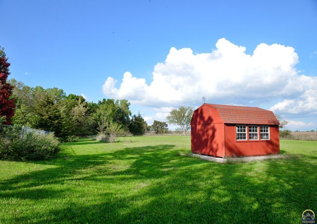 1212 Road 260, Emporia, KS 66801