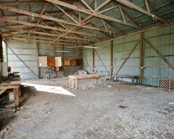 1212 Road 260, Emporia, KS 66801