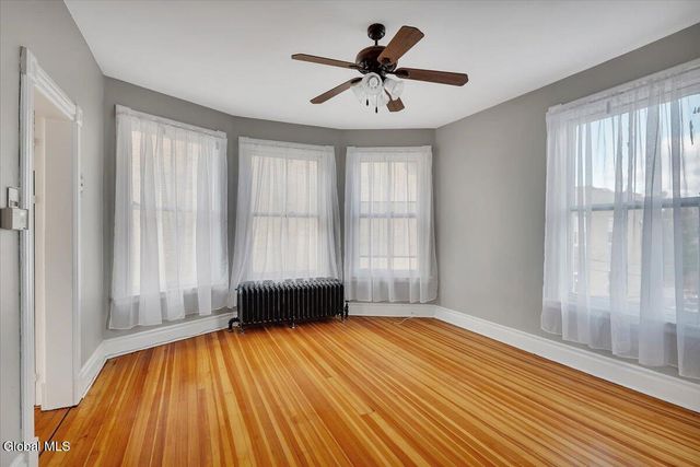 891 Madison Avenue, Albany, NY 12208