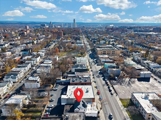 891 Madison Avenue, Albany, NY 12208