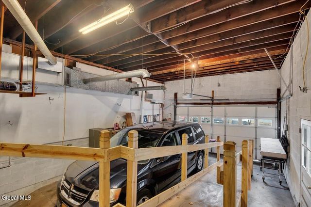 891 Madison Avenue, Albany, NY 12208