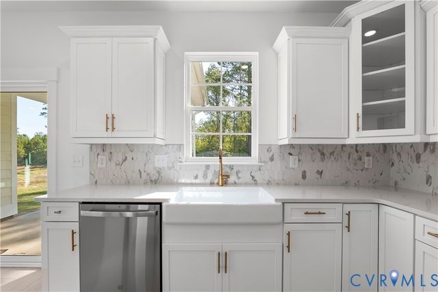 5169 Brandon Pines Dr, Providence Forge, VA 23140