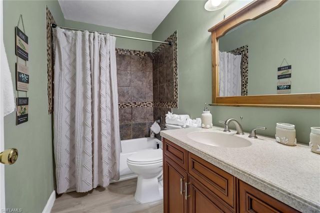 9104 King RD W, Fort Myers, FL 33967
