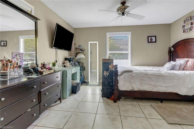 9104 King RD W, Fort Myers, FL 33967