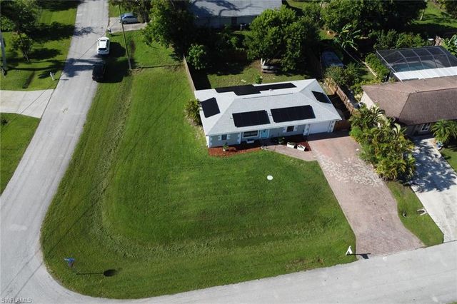 9104 King RD W, Fort Myers, FL 33967