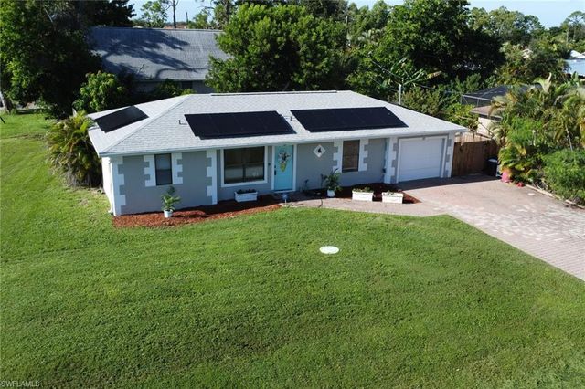 9104 King RD W, Fort Myers, FL 33967