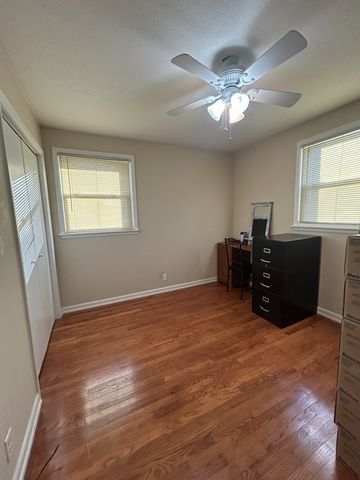 301 Meadow Ln, Portland, TN 37148