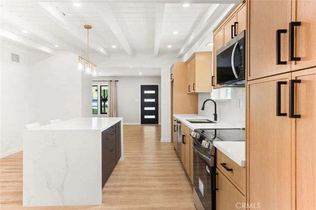4805 N Vecino, Covina, CA 91722