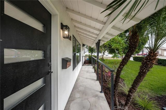 4805 N Vecino, Covina, CA 91722