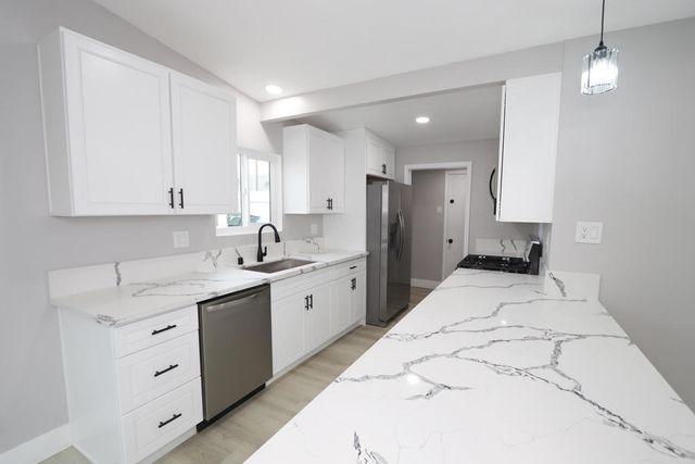 65860 Acoma Avenue, Desert Hot Springs, CA 92240