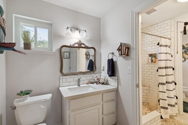 30030 Horseshoe Drive, Coarsegold, CA 93614