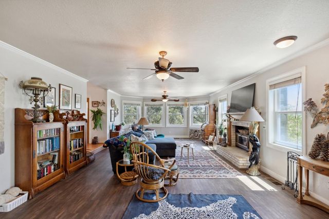 30030 Horseshoe Drive, Coarsegold, CA 93614