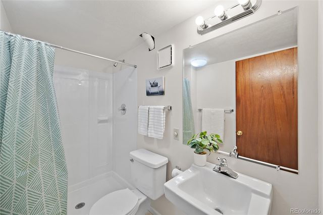 2998 Westcliff Circle, Colorado Springs, CO 80906