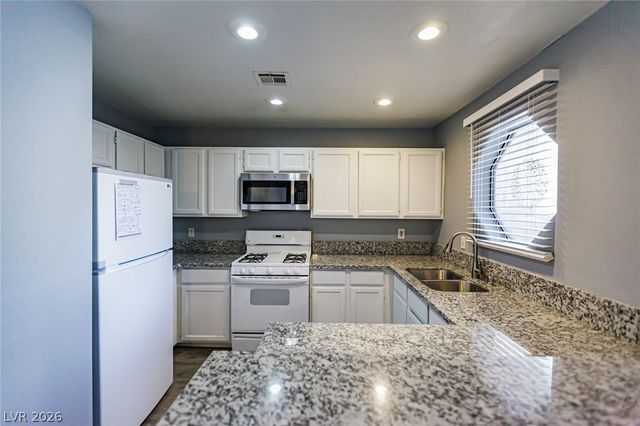 5036 South Rainbow Boulevard 104, Las Vegas, NV 89118