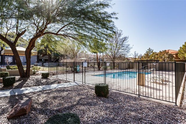 5036 South Rainbow Boulevard 104, Las Vegas, NV 89118