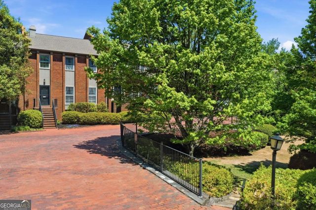 5211 Glenridge Drive, Atlanta, GA 30342