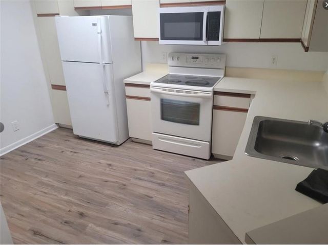 8741 Wiles Road 305, Coral Springs, FL 33067