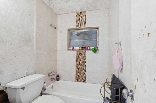 10003 N 24TH STREET, Tampa, FL 33612