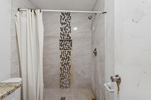 10003 N 24TH STREET, Tampa, FL 33612