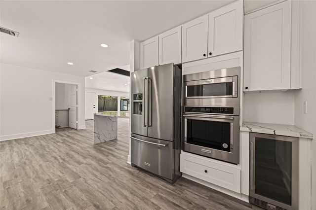 9519 Moorberry Lane, Houston, TX 77080