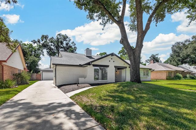 9519 Moorberry Lane, Houston, TX 77080