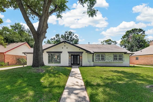 9519 Moorberry Lane, Houston, TX 77080