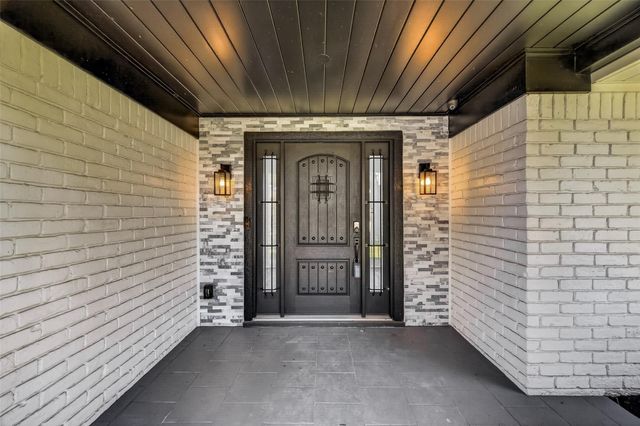 9519 Moorberry Lane, Houston, TX 77080