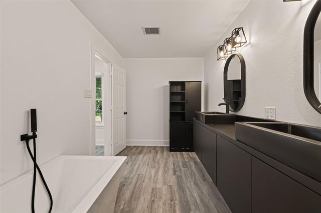 9519 Moorberry Lane, Houston, TX 77080