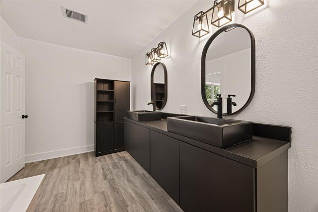 9519 Moorberry Lane, Houston, TX 77080